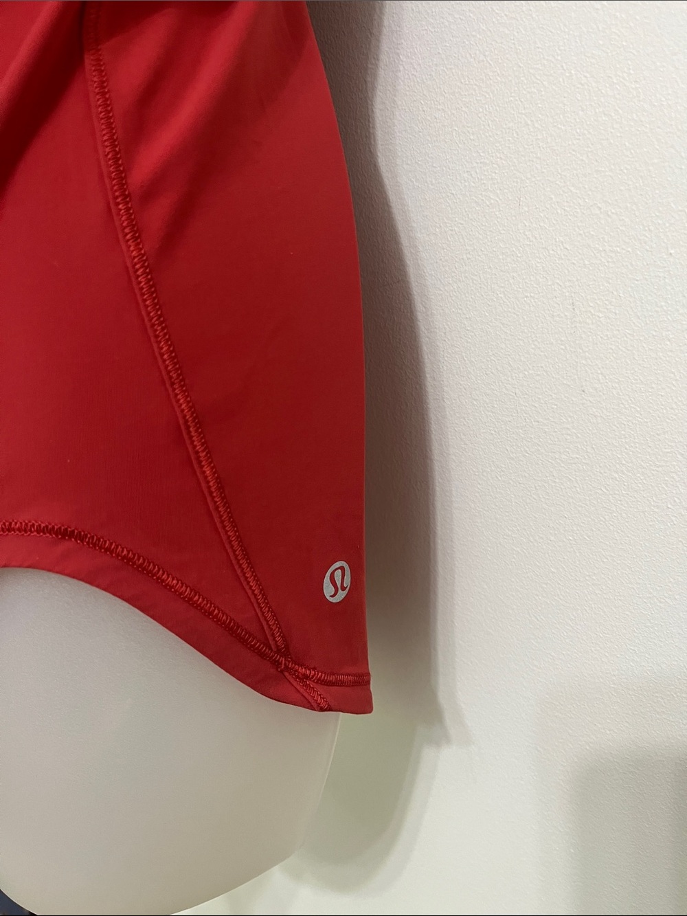 Lululemon Sculpt Tank II Red Racerback Performance Tank - Picture 6 of 8